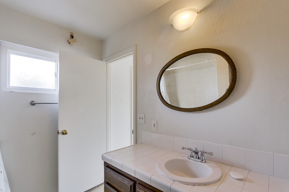 Virtual tour photo 40 of 83 for 2918 Emerson Street