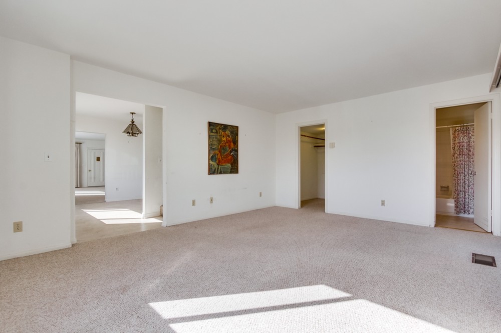 Virtual tour photo 45 of 83 for 2918 Emerson Street