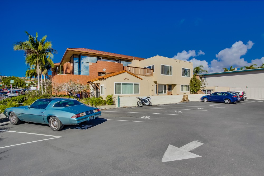 Virtual tour photo 62 of 83 for 2918 Emerson Street