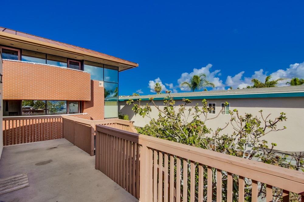 Virtual tour photo 72 of 83 for 2918 Emerson Street