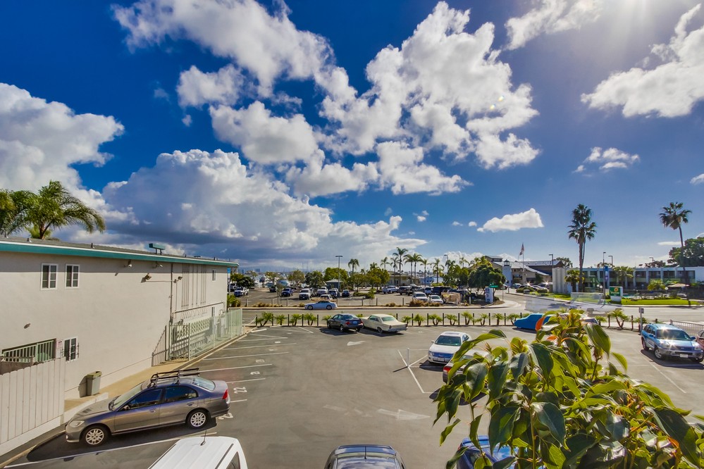 Virtual tour photo 81 of 83 for 2918 Emerson Street