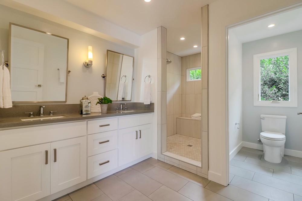 Virtual tour photo 44 of 94 for 2920 Perry St
