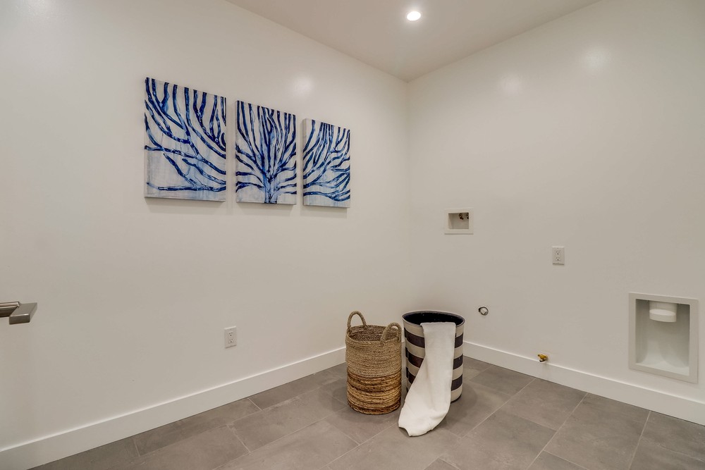 Virtual tour photo 63 of 94 for 2920 Perry St