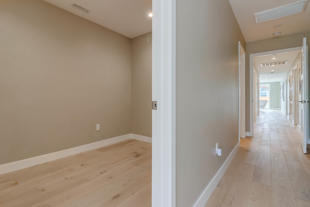 Virtual tour photo 65 of 94 for 2920 Perry St