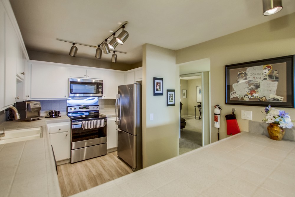 Virtual tour photo 25 of 71 for 2920 Union Street #204