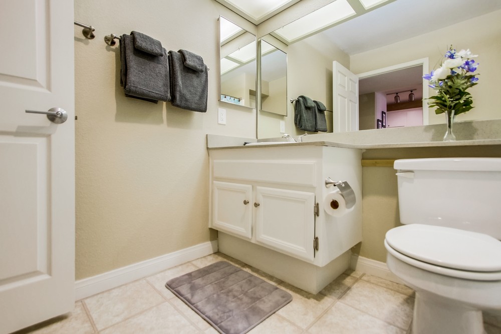 Virtual tour photo 33 of 71 for 2920 Union Street #204