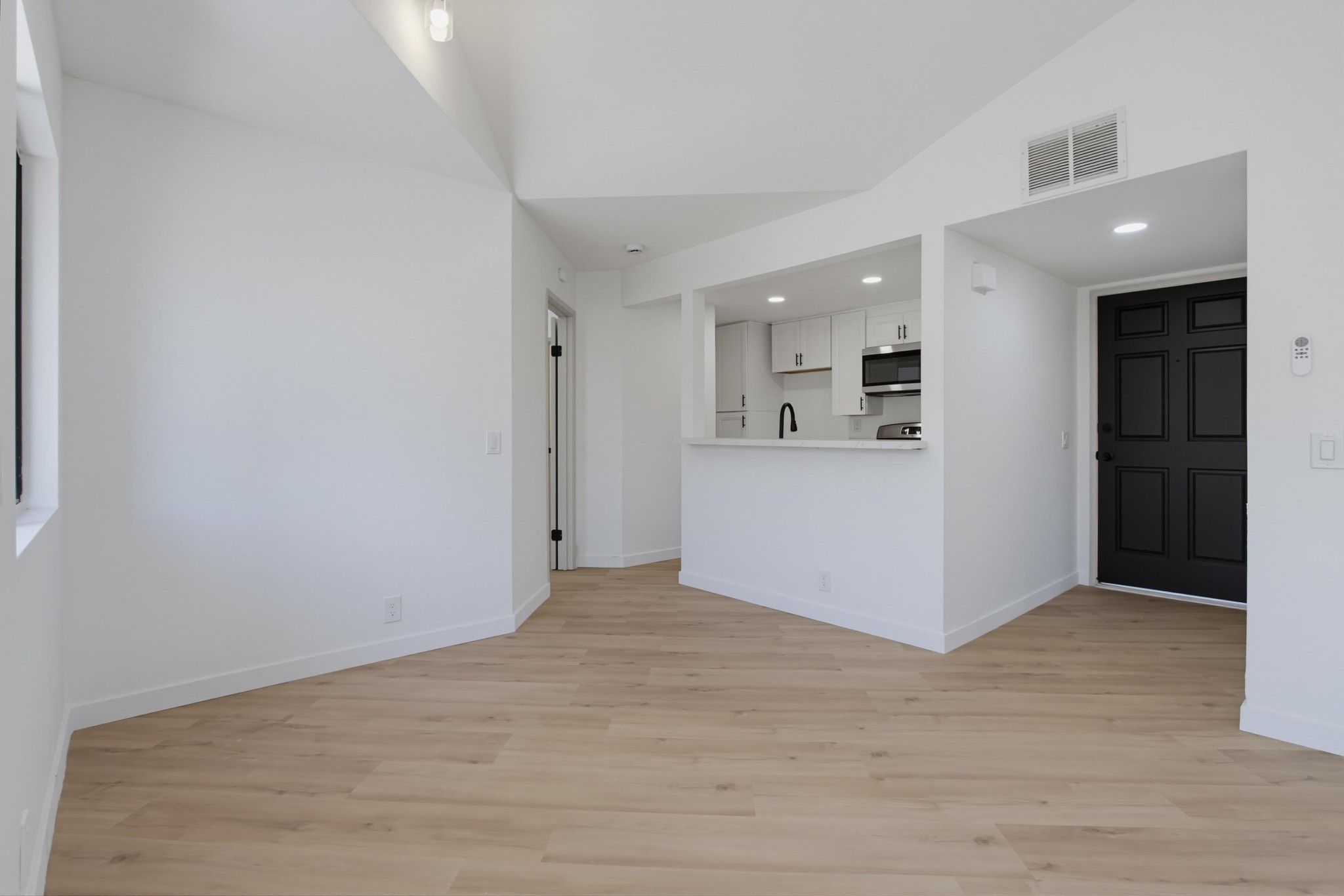 Virtual tour photo 13 of 49 for 2921 Alwood Ct