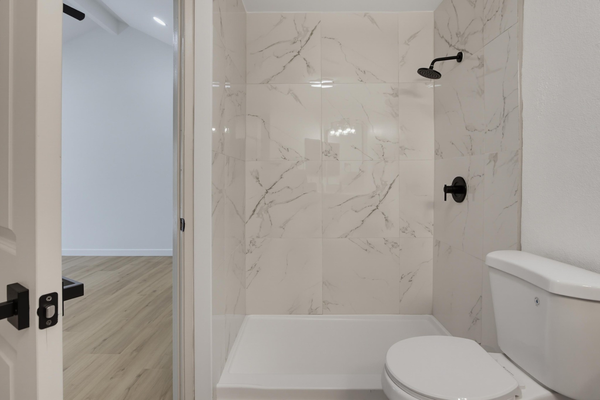 Virtual tour photo 27 of 49 for 2921 Alwood Ct