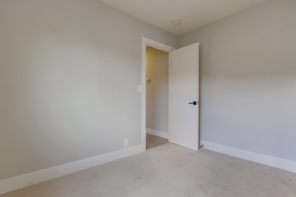 Virtual tour photo 34 of 67 for 2921 Columbine St