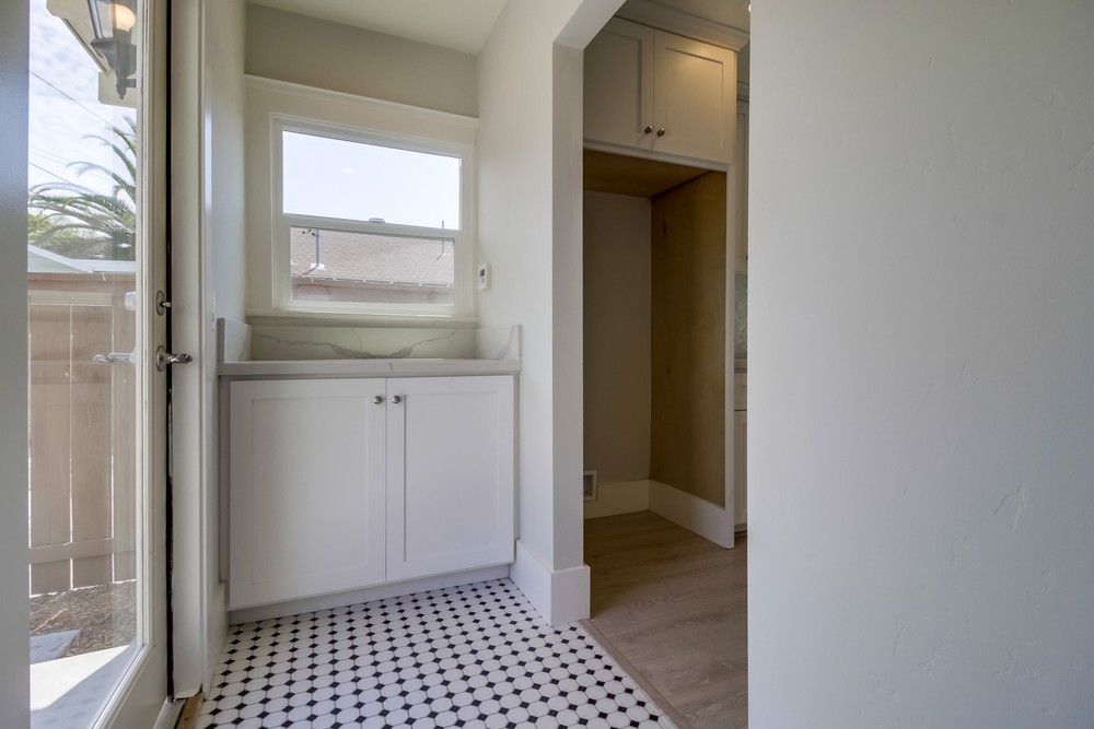 Virtual tour photo 34 of 57 for 2922 Madison Ave San Diego Ca 92116