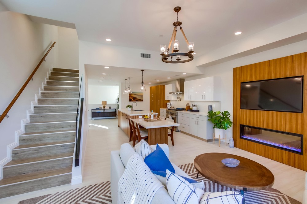 Virtual tour photo 4 of 47 for 2923 Upshur St