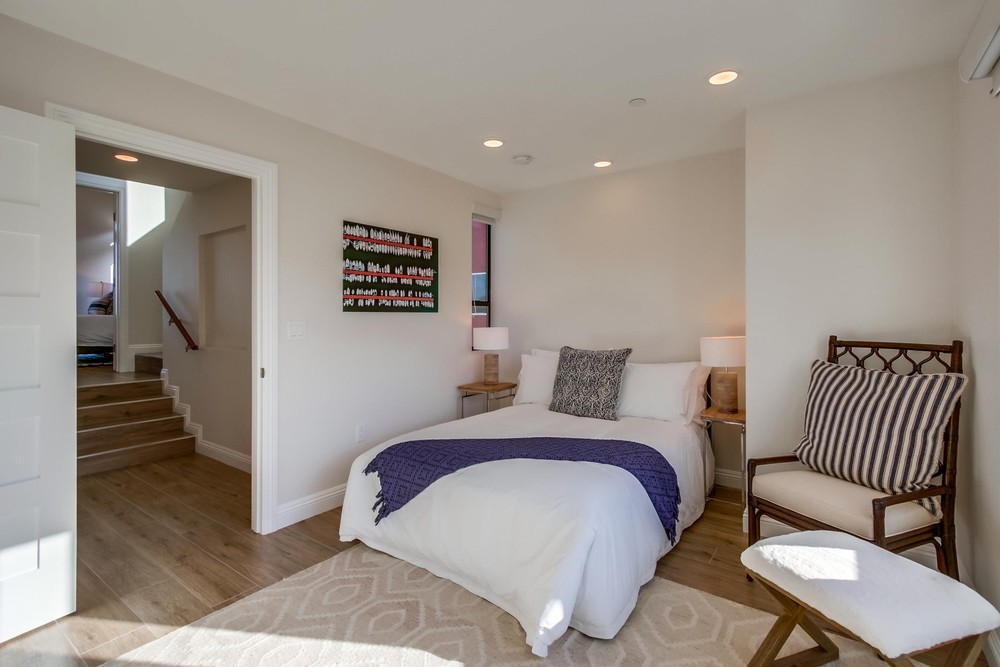 Virtual tour photo 23 of 47 for 2923 Upshur St