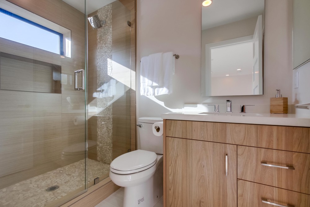 Virtual tour photo 25 of 47 for 2923 Upshur St
