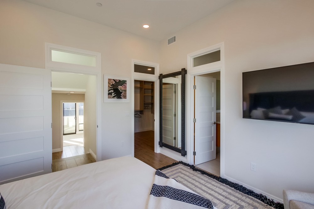Virtual tour photo 30 of 47 for 2923 Upshur St