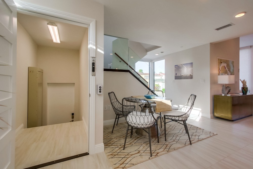 Virtual tour photo 23 of 72 for 2923 Upshur St