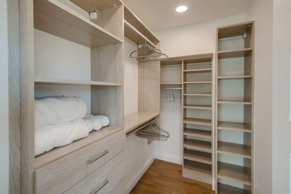 Virtual tour photo 51 of 72 for 2923 Upshur St