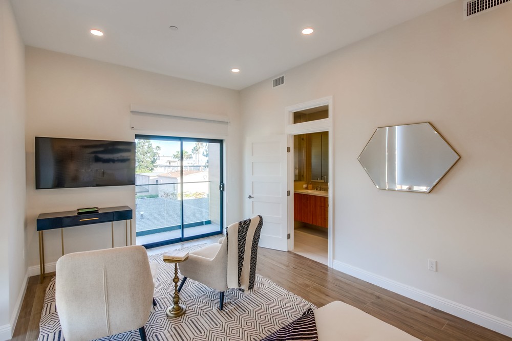 Virtual tour photo 56 of 72 for 2923 Upshur St