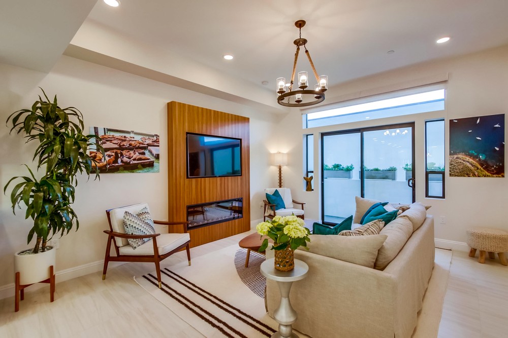 Virtual tour photo 6 of 45 for 2923 Upshur St