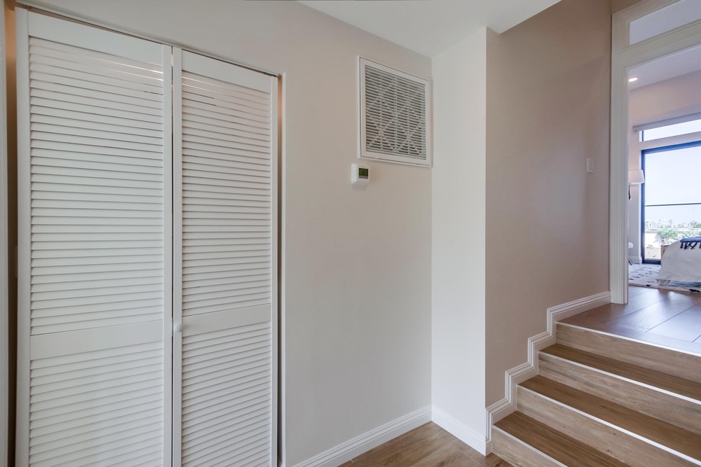 Virtual tour photo 17 of 45 for 2923 Upshur St