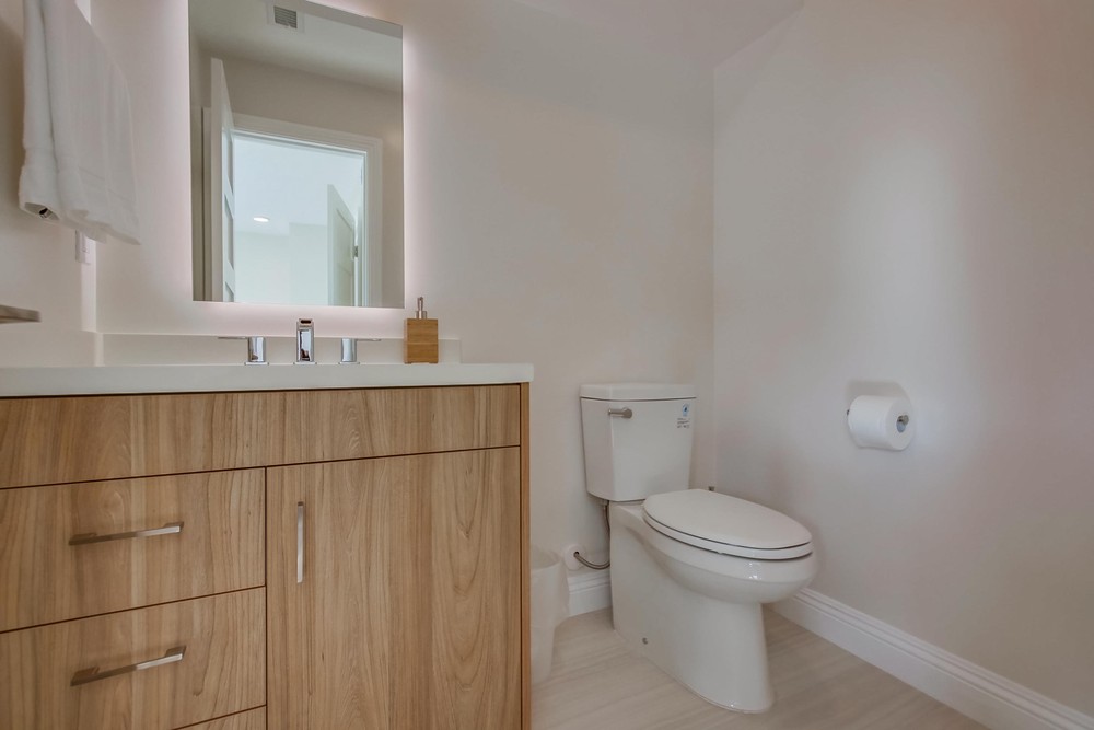 Virtual tour photo 24 of 45 for 2923 Upshur St