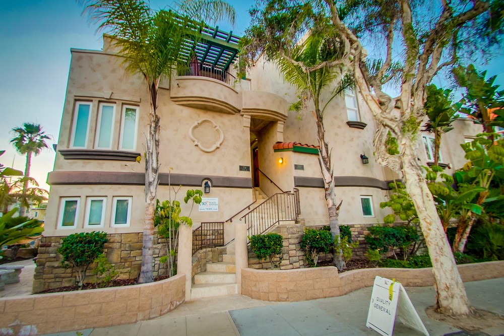 Virtual tour photo 4 of 64 for 2924 Mission Blvd