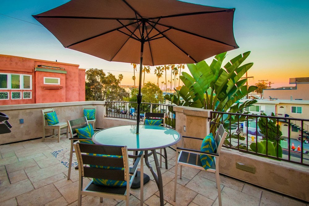 Virtual tour photo 6 of 64 for 2924 Mission Blvd