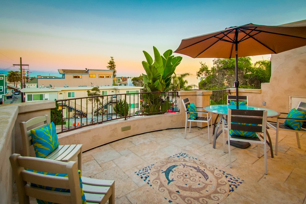 Virtual tour photo 8 of 64 for 2924 Mission Blvd