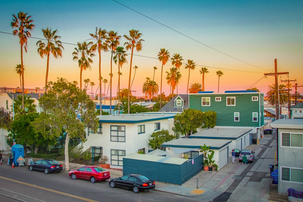Virtual tour photo 10 of 64 for 2924 Mission Blvd