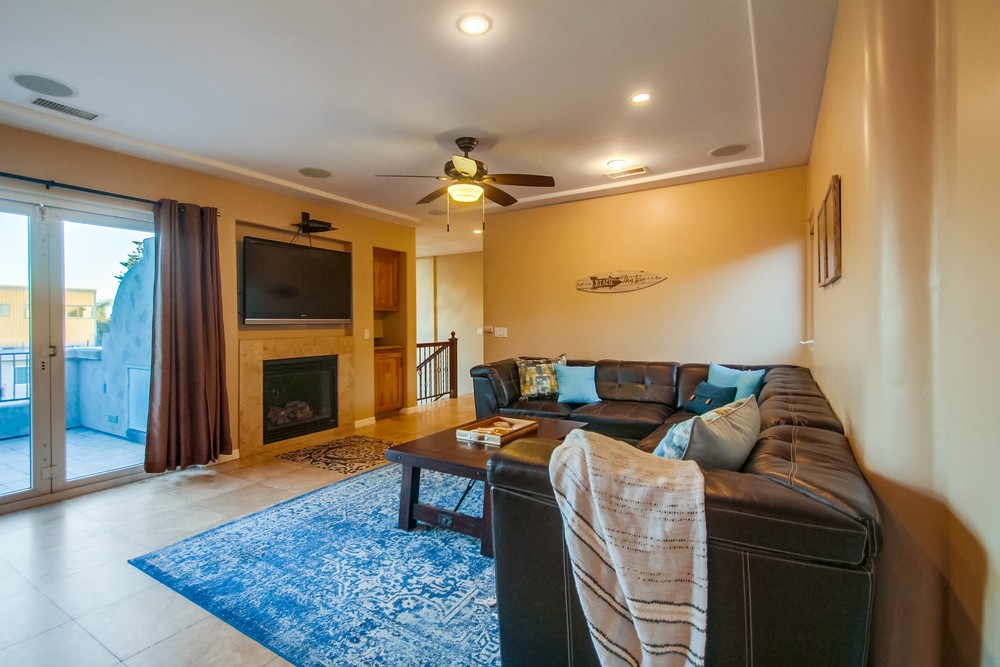 Virtual tour photo 14 of 64 for 2924 Mission Blvd