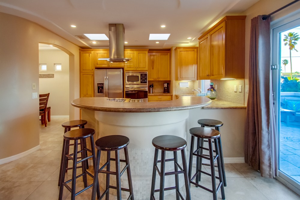 Virtual tour photo 20 of 64 for 2924 Mission Blvd