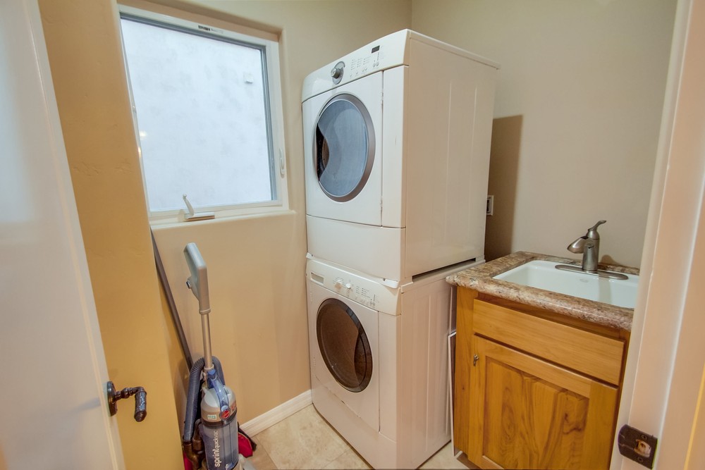 Virtual tour photo 53 of 64 for 2924 Mission Blvd
