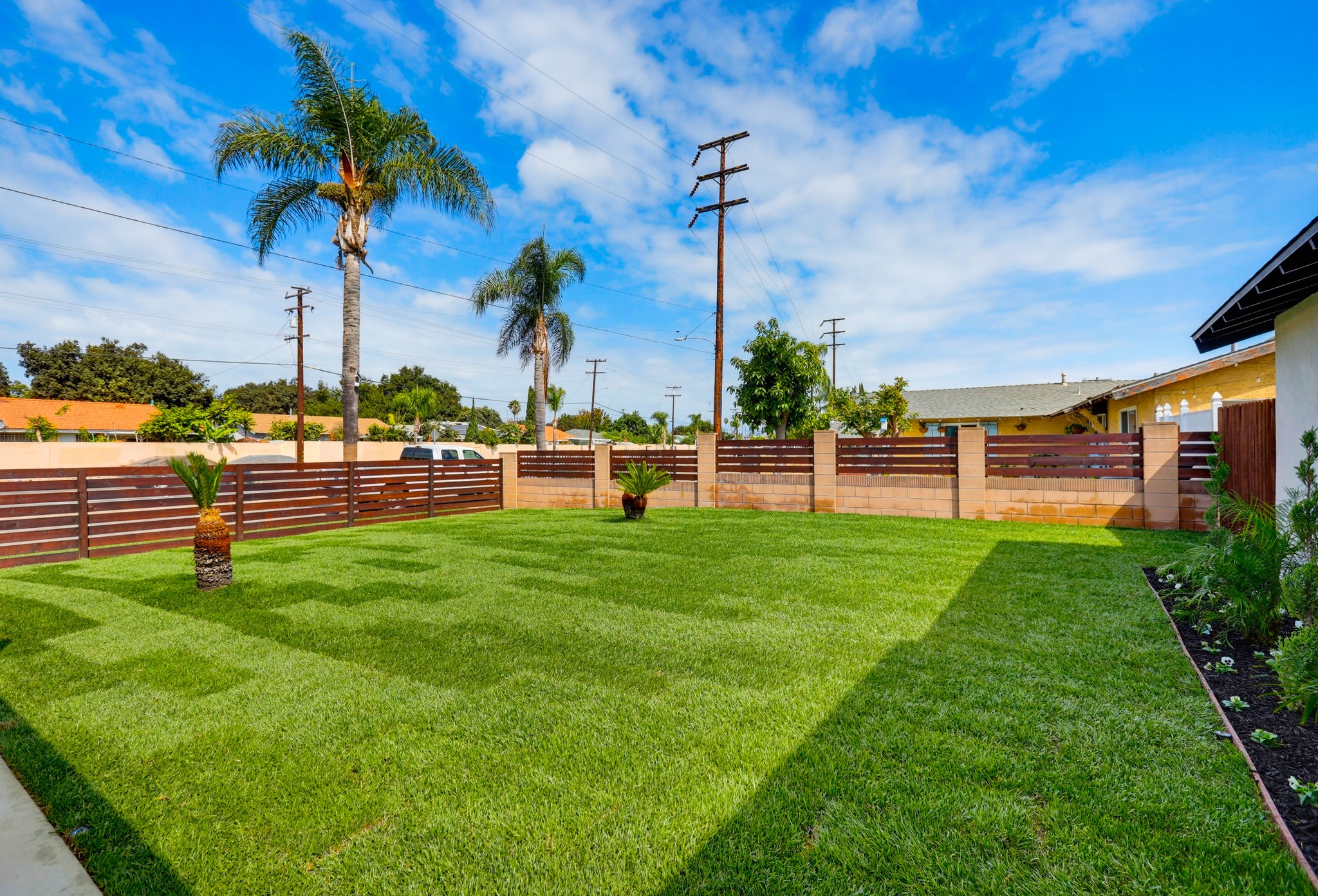 Virtual tour photo 6 of 65 for 2924 W McFadden Ave