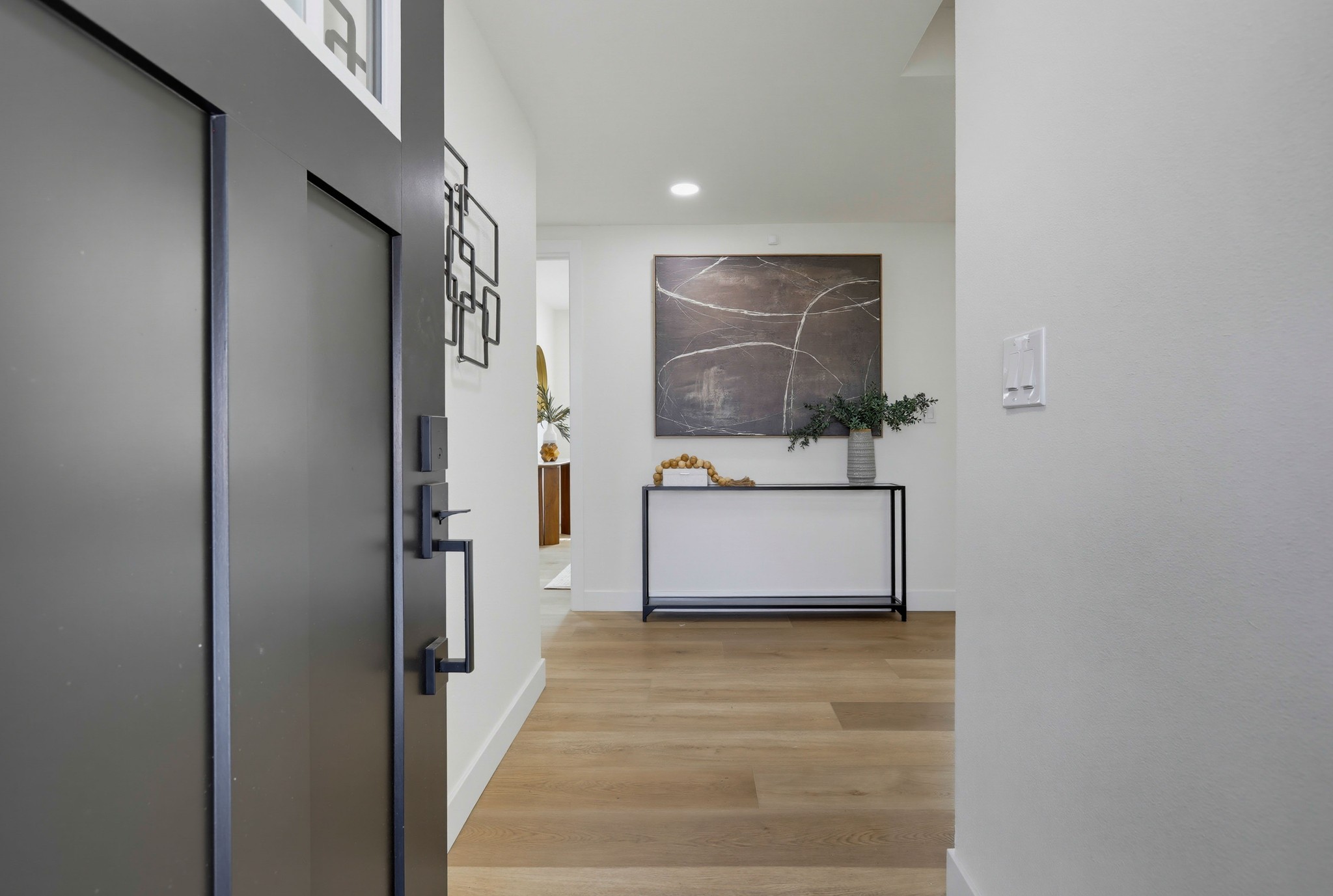 Virtual tour photo 10 of 65 for 2924 W McFadden Ave