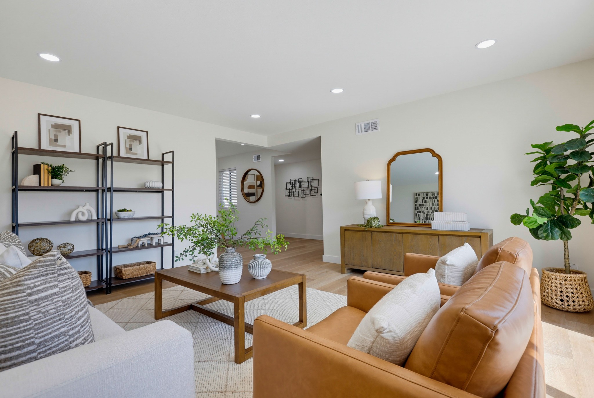 Virtual tour photo 16 of 65 for 2924 W McFadden Ave