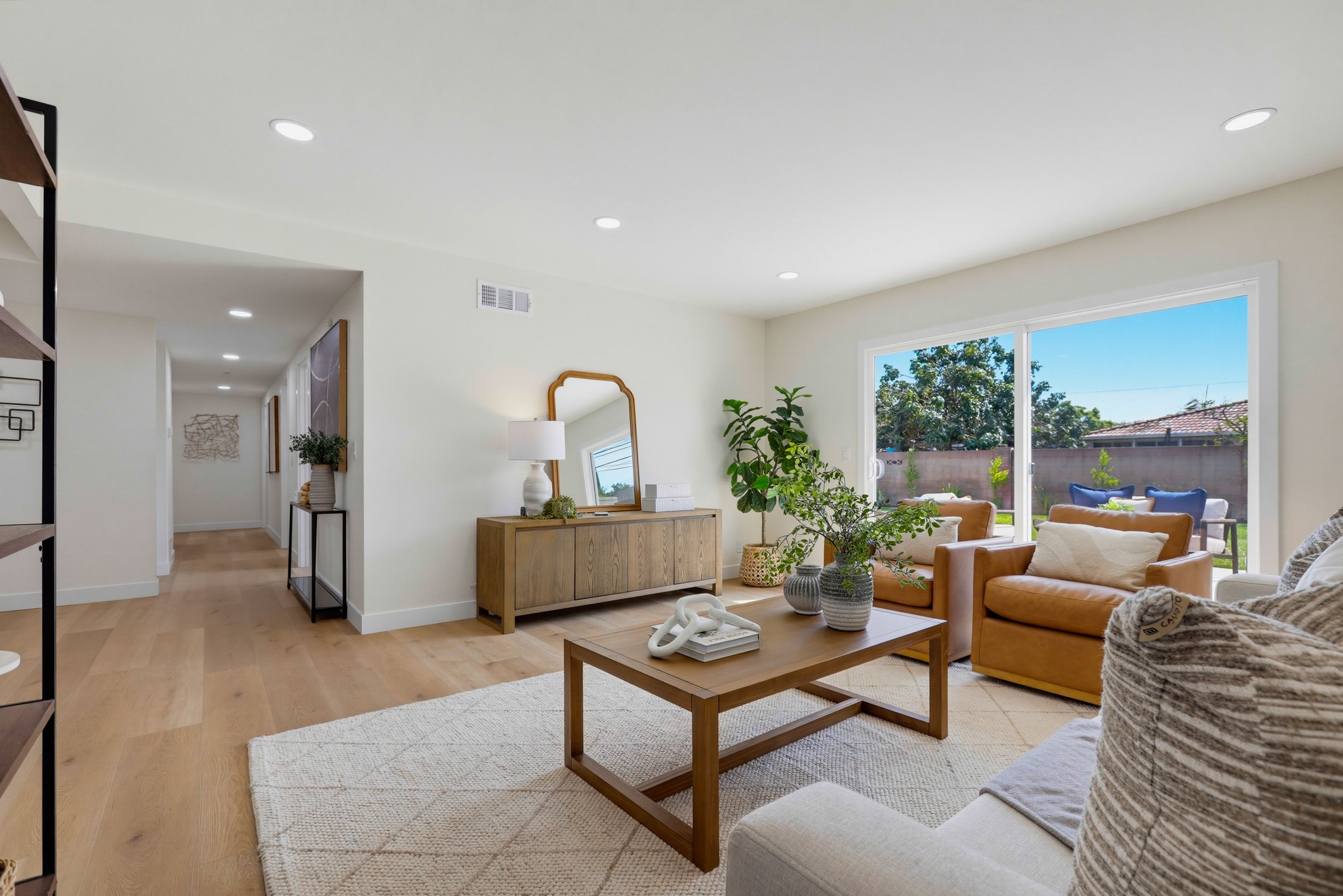 Virtual tour photo 17 of 65 for 2924 W McFadden Ave