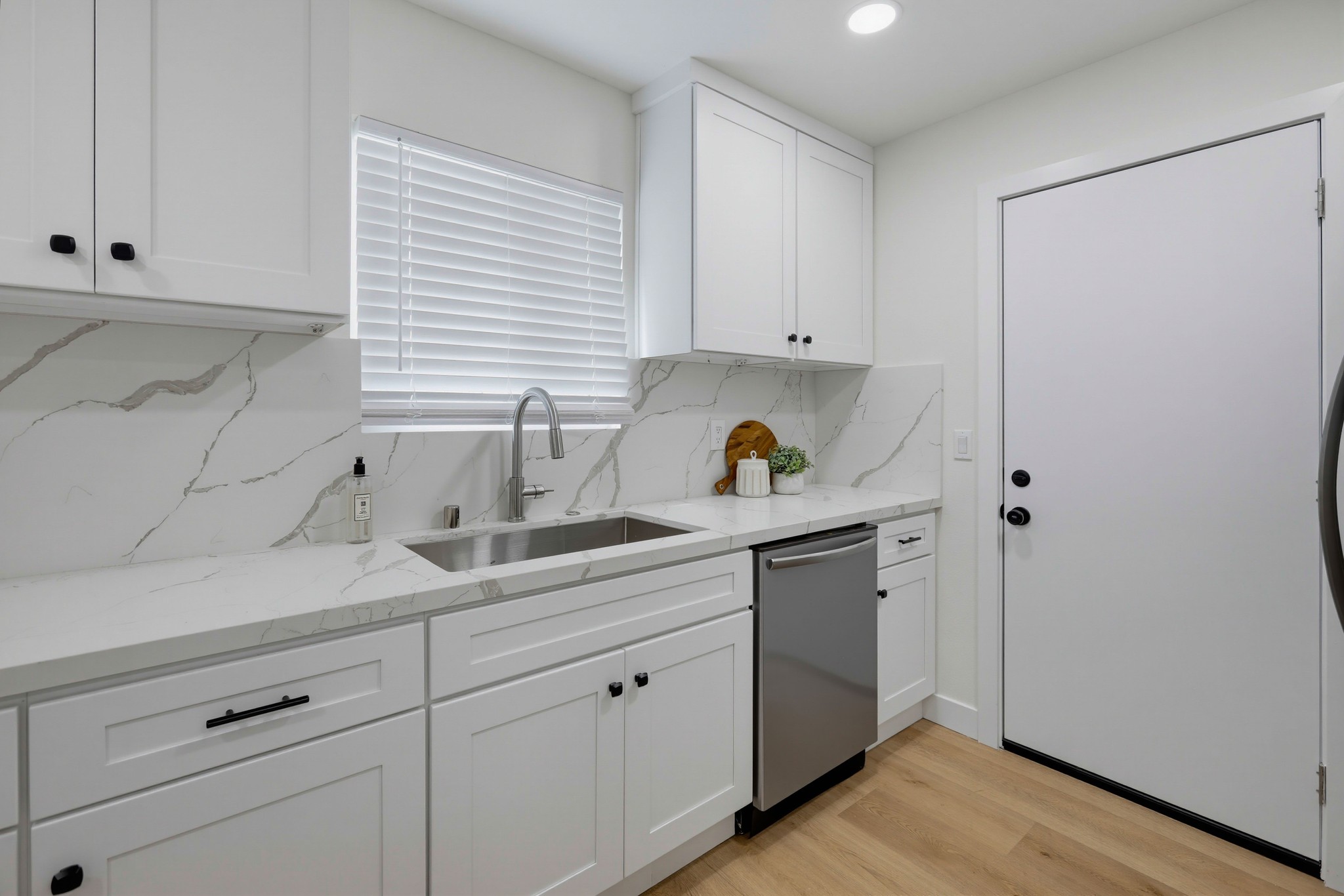 Virtual tour photo 28 of 65 for 2924 W McFadden Ave