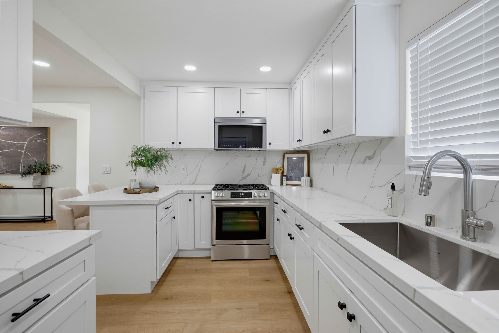 Virtual tour photo 30 of 65 for 2924 W McFadden Ave