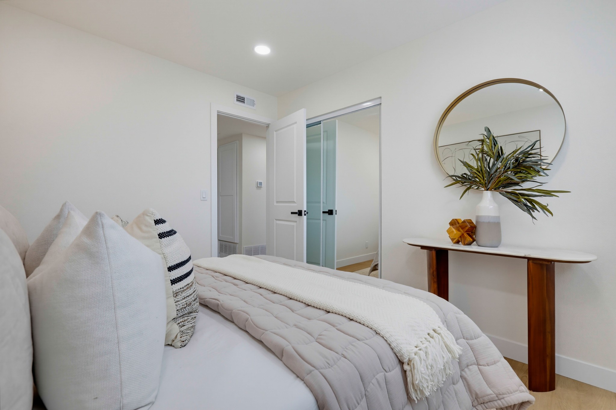Virtual tour photo 44 of 65 for 2924 W McFadden Ave