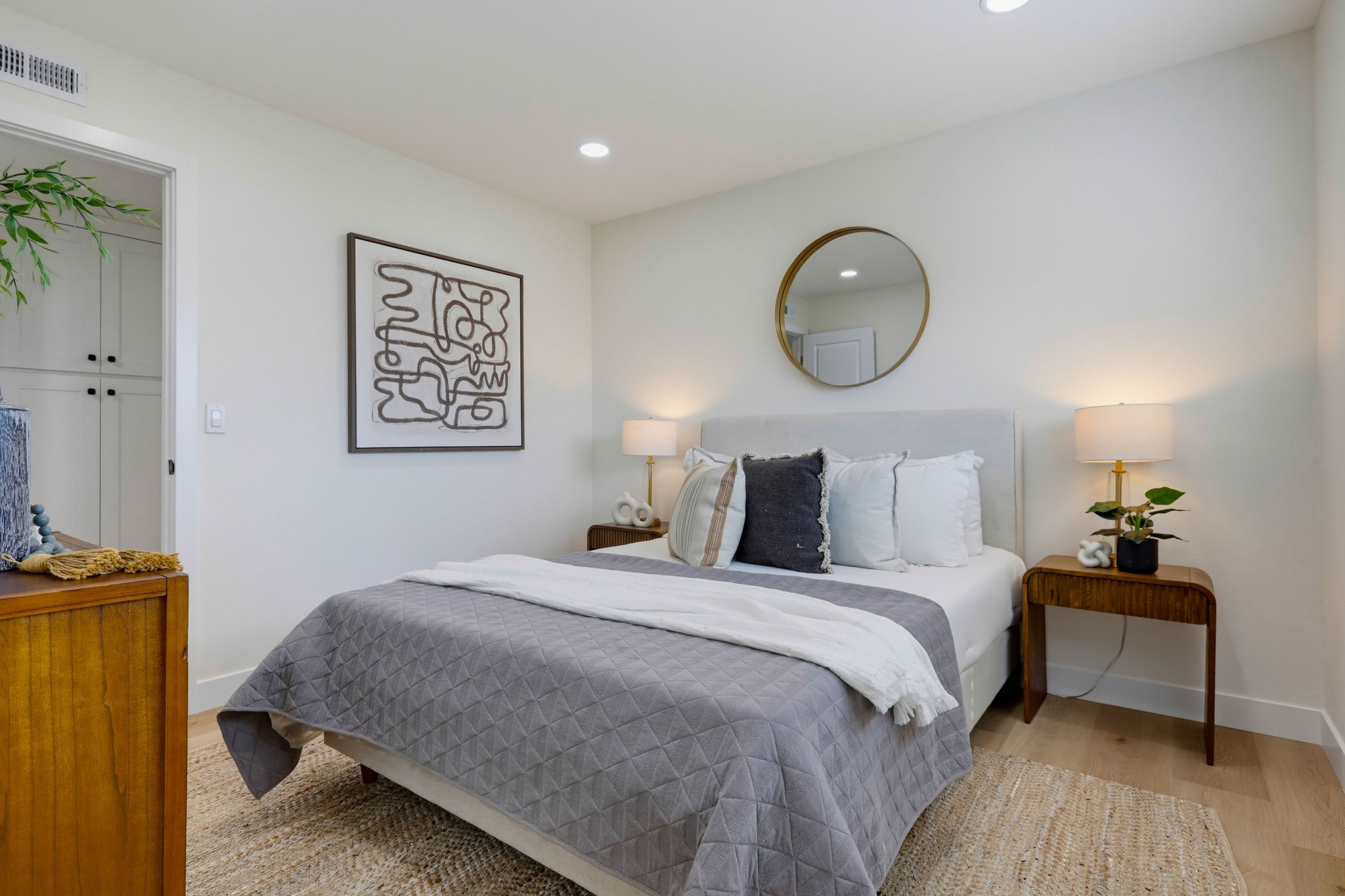 Virtual tour photo 49 of 65 for 2924 W McFadden Ave
