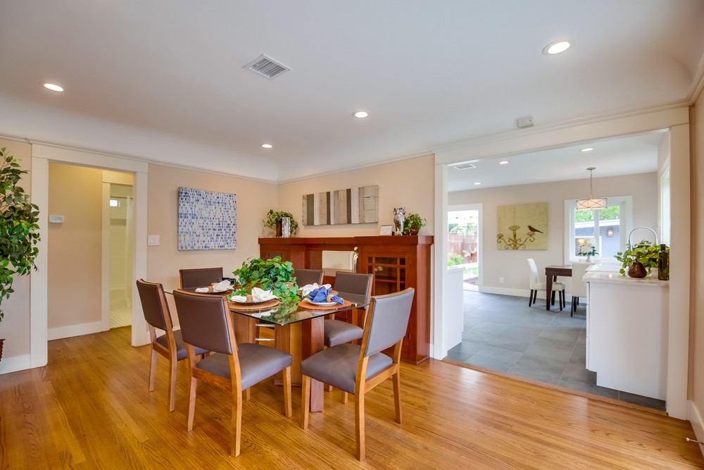 Virtual tour photo 13 of 56 for 2927 Bancroft St