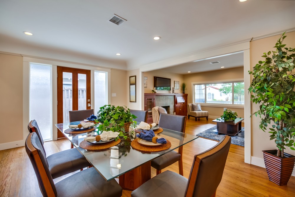 Virtual tour photo 15 of 56 for 2927 Bancroft St