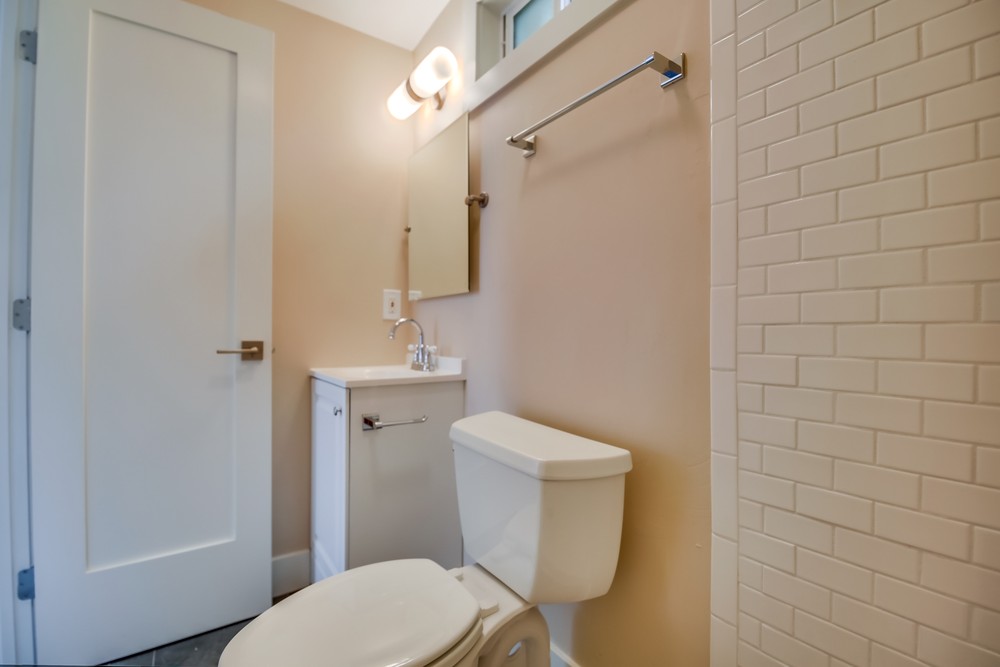 Virtual tour photo 39 of 56 for 2927 Bancroft St