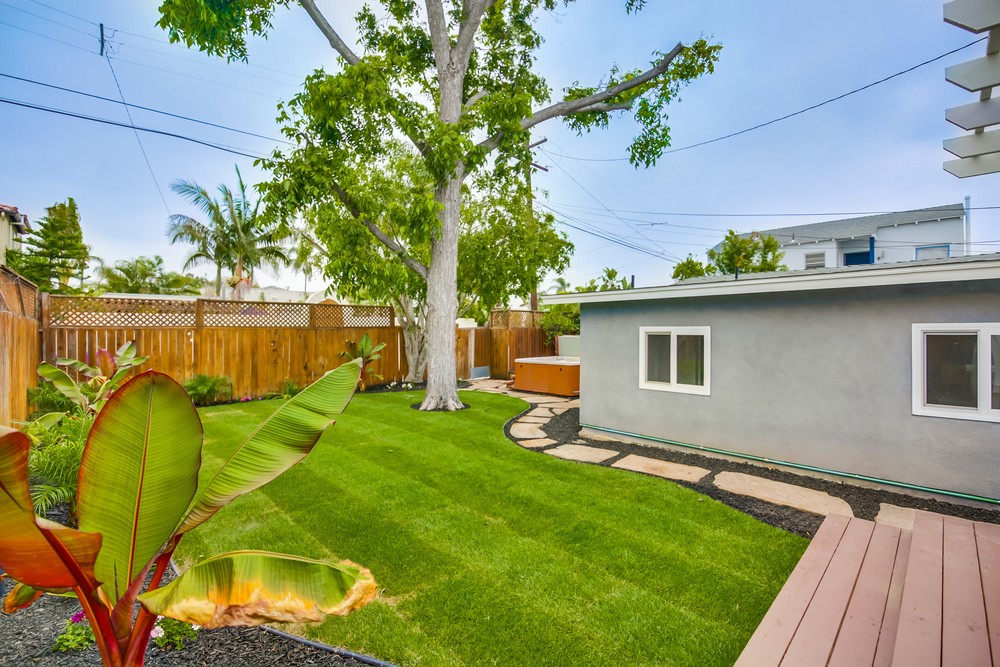 Virtual tour photo 44 of 56 for 2927 Bancroft St