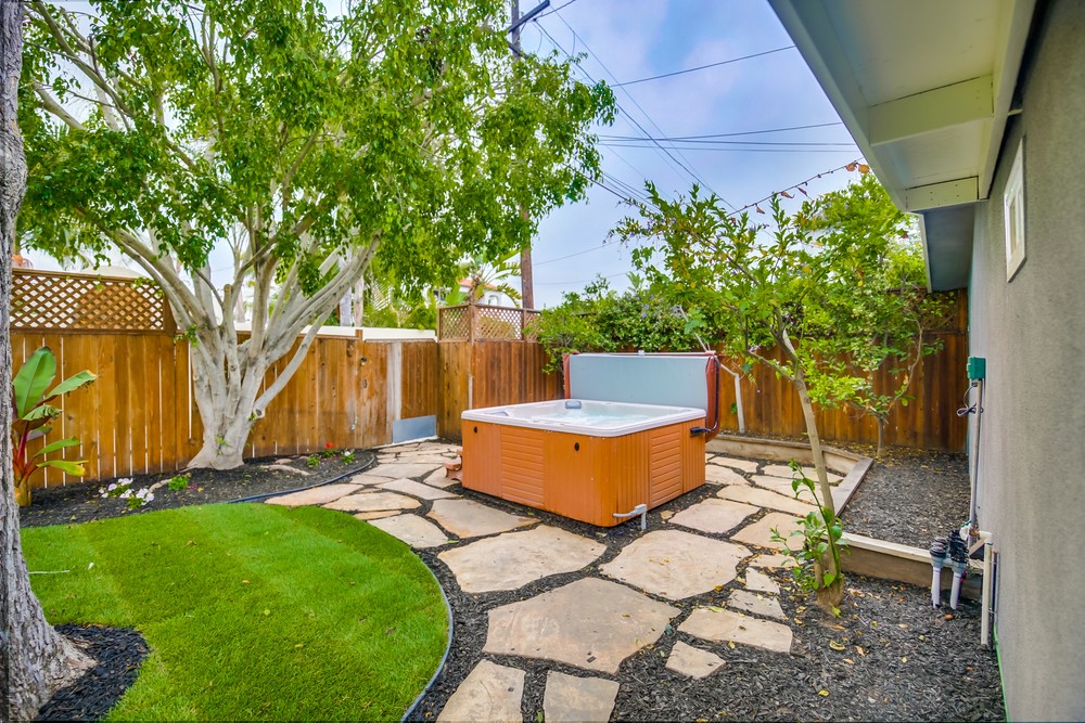 Virtual tour photo 47 of 56 for 2927 Bancroft St
