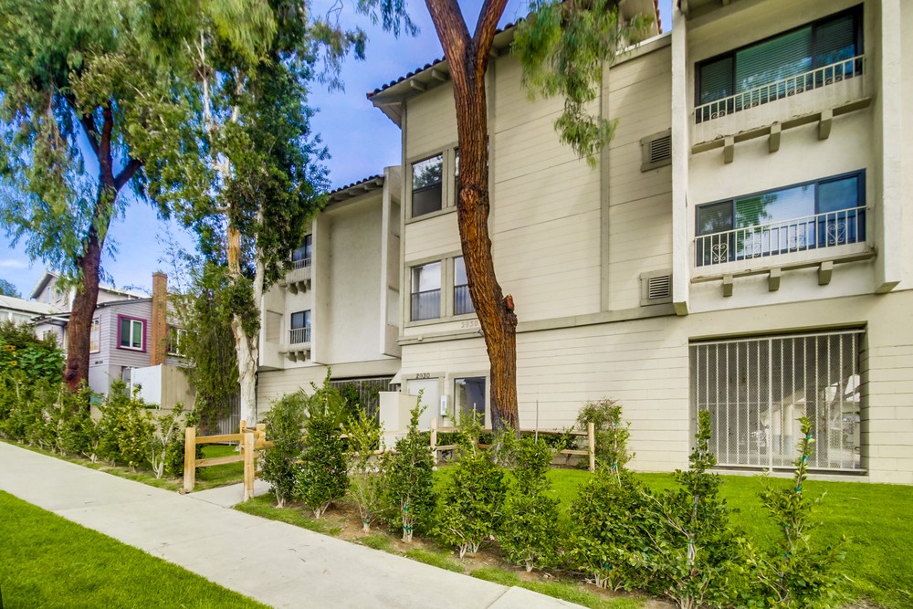Virtual tour photo 3 of 21 for 2930 Broadway #45