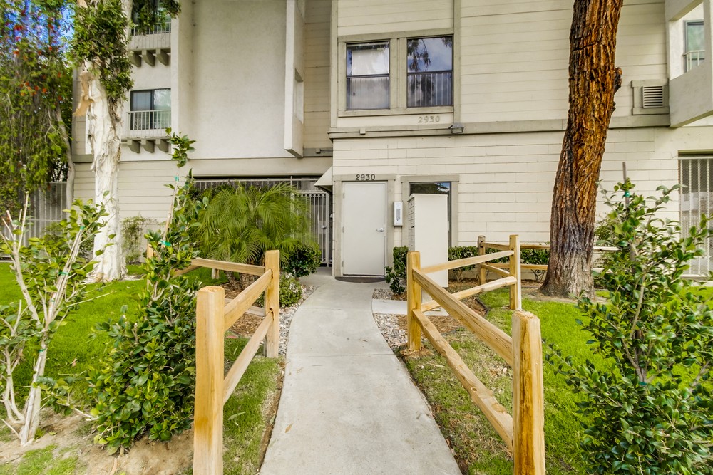 Virtual tour photo 5 of 21 for 2930 Broadway #45