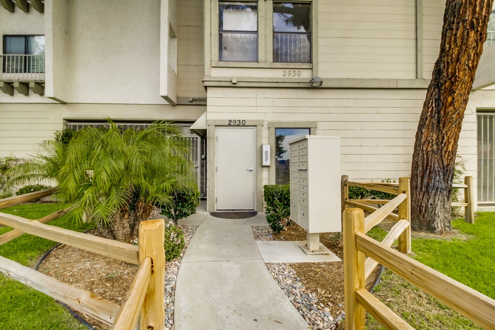 Virtual tour photo 6 of 21 for 2930 Broadway #45