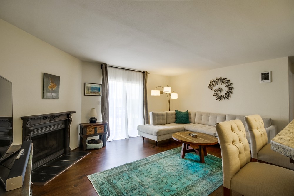 Virtual tour photo 8 of 21 for 2930 Broadway #45