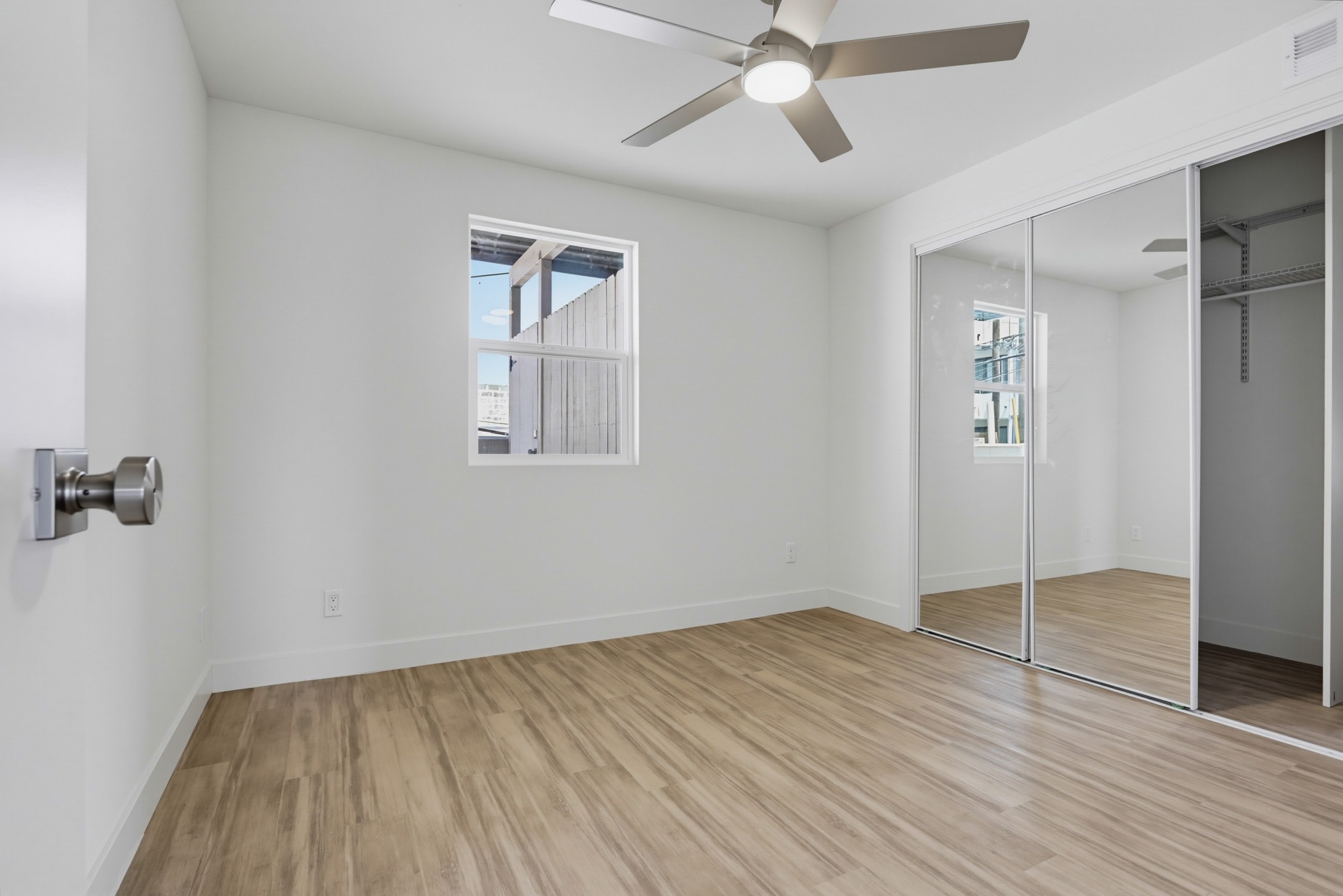 Virtual tour photo 15 of 41 for 2930 Lincoln Ave