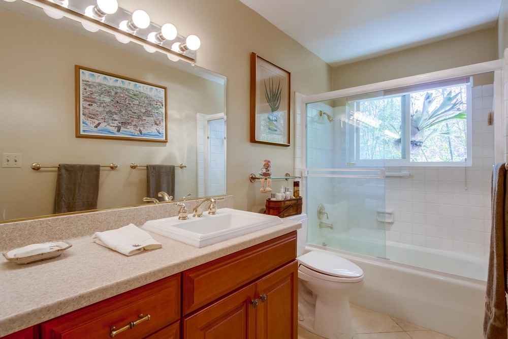Virtual tour photo 31 of 43 for 2931 McCall St UNIT B